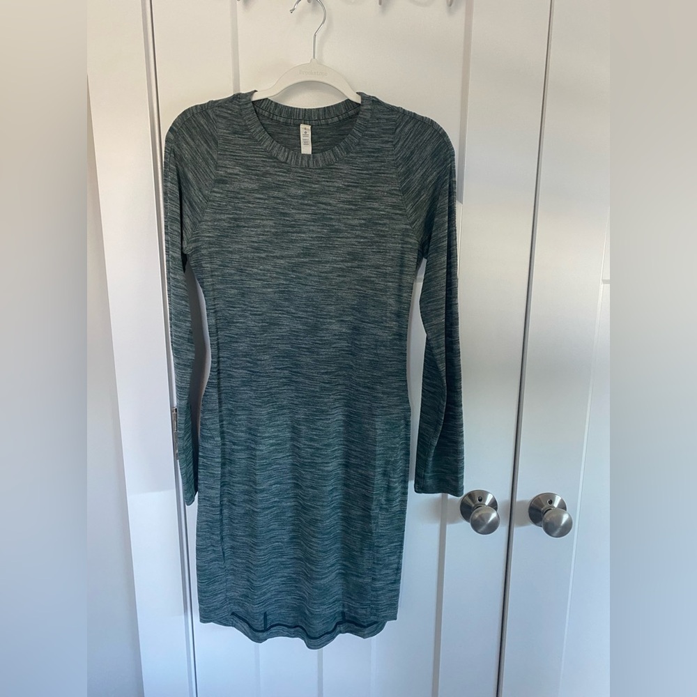 lululemon athletica Teal Long Sleeve Dress